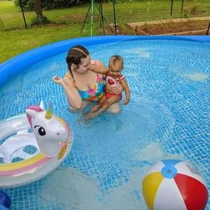 Meet your Posher, Adriana